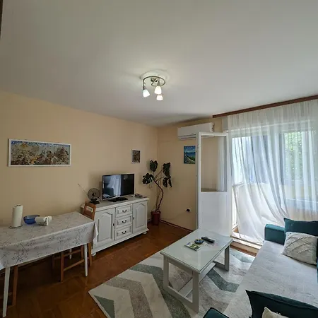 Dwell Well In * Mostar